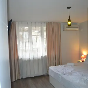 hotel-rustaveli-36.alltbilisihotels.com/