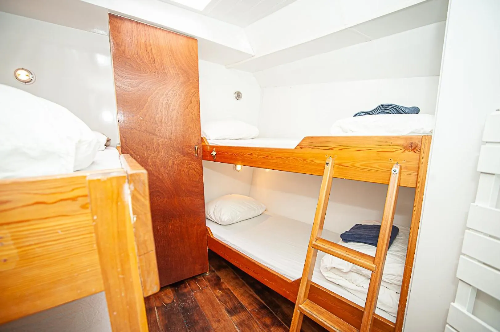 Amsterdam Hotelboat Hotel